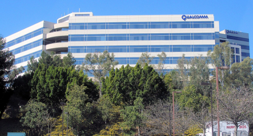 Qualcomm-Amazon, accordo AI fino a 60 miliardi per i data center